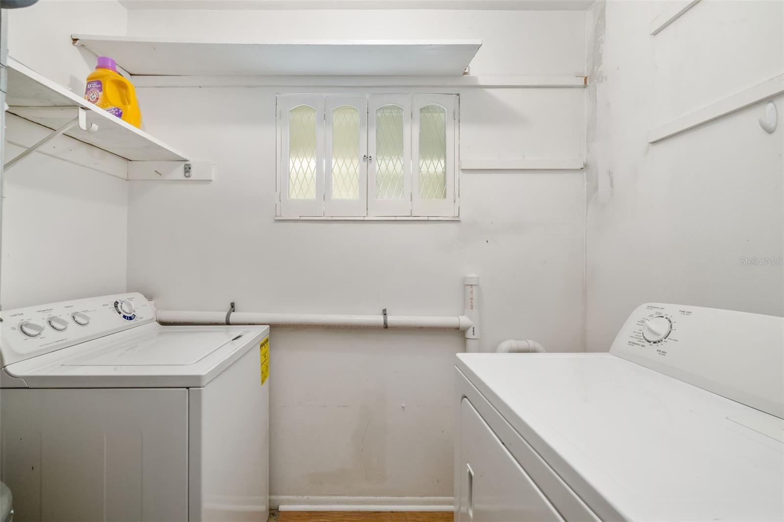 BAYSHORE CONDO - Residential