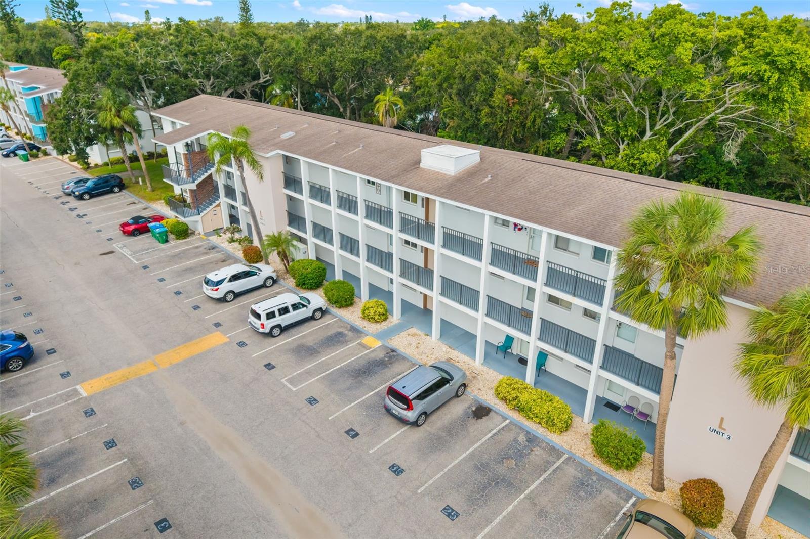 BAYSHORE CONDO - Residential