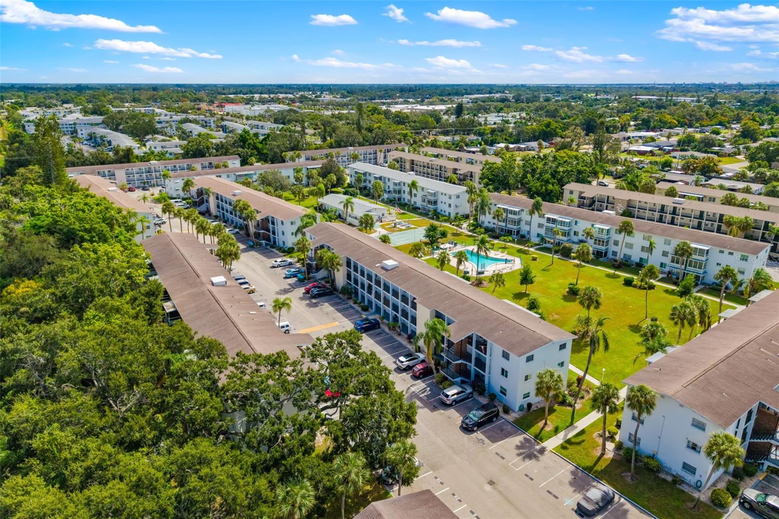BAYSHORE CONDO - Residential