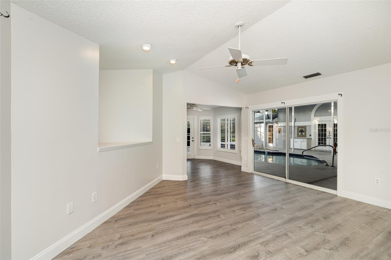 BENT TREE VILLAGE - Residential