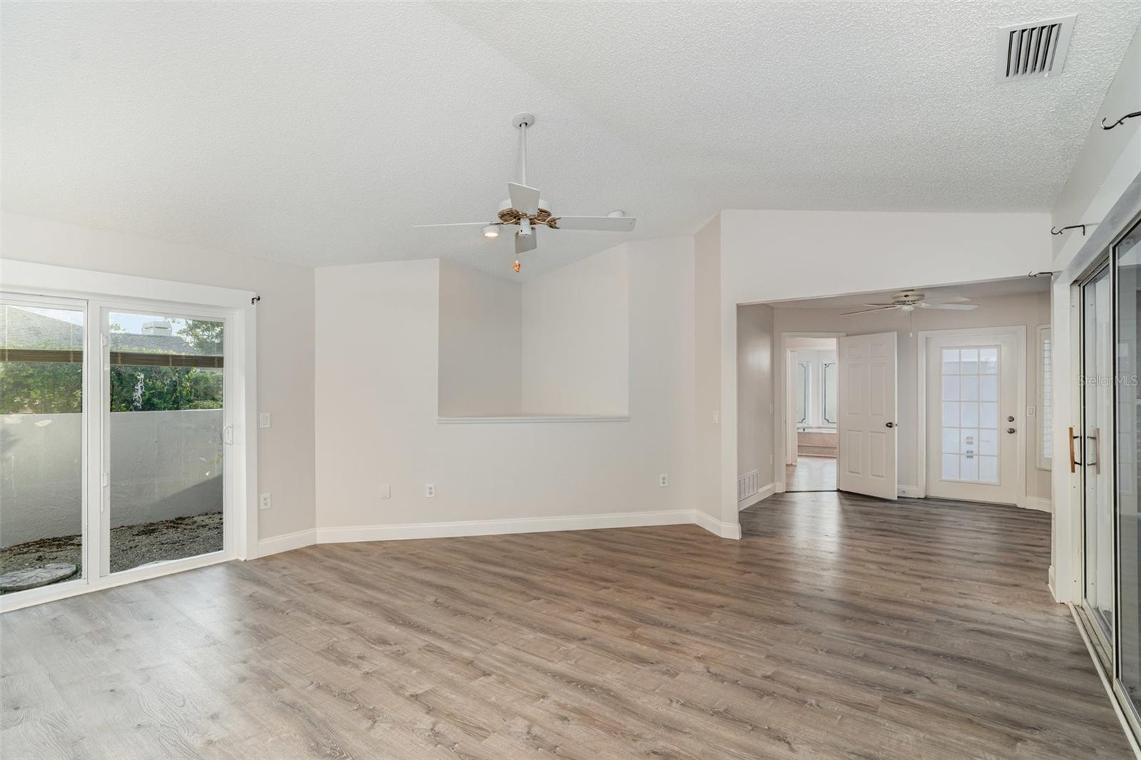 BENT TREE VILLAGE - Residential