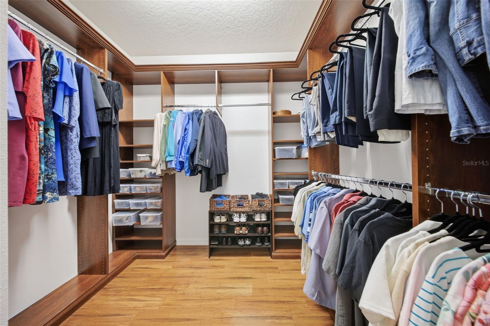 CROWN POINTE COVE - Residential