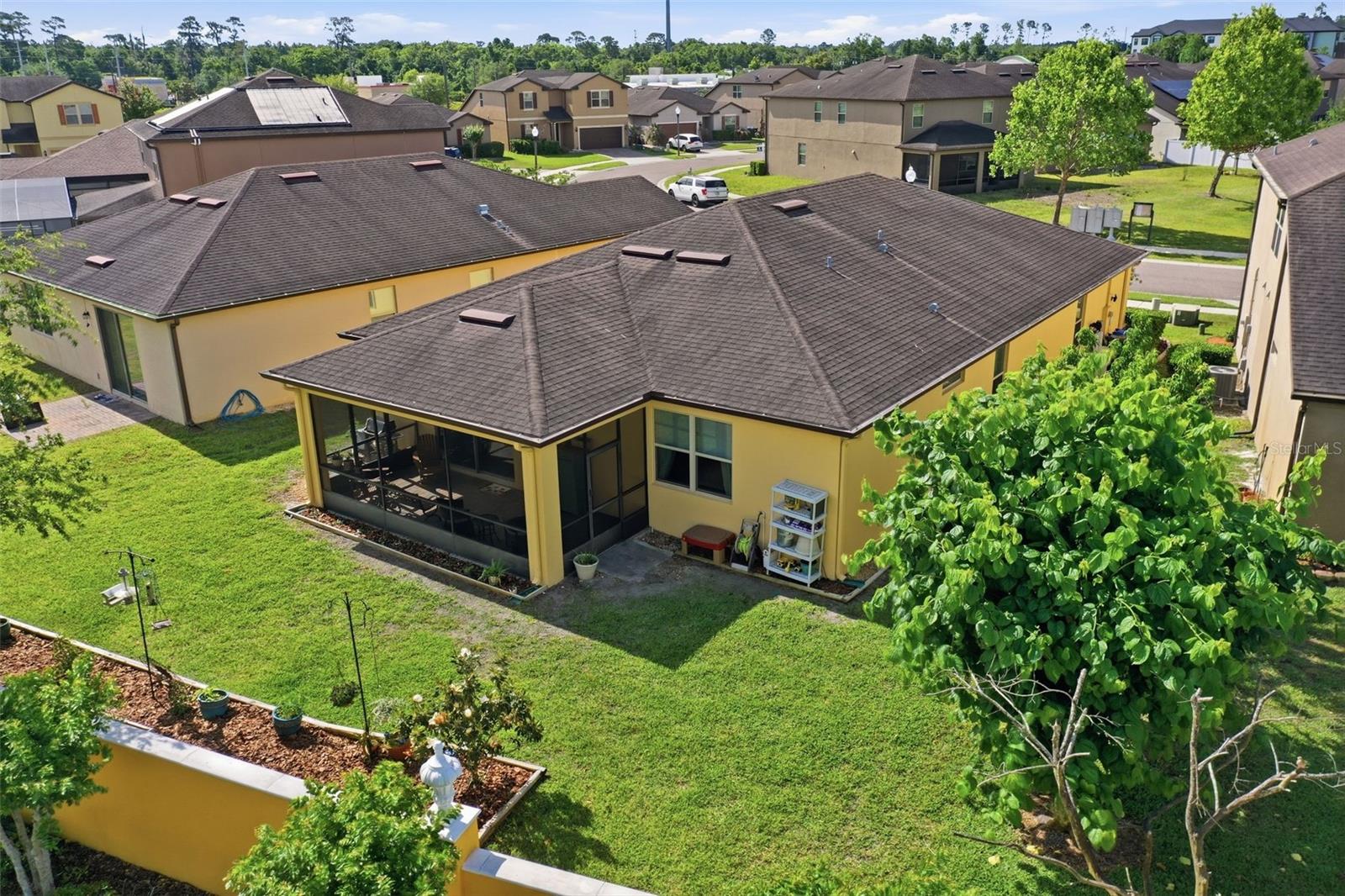 CROWN POINTE COVE - Residential