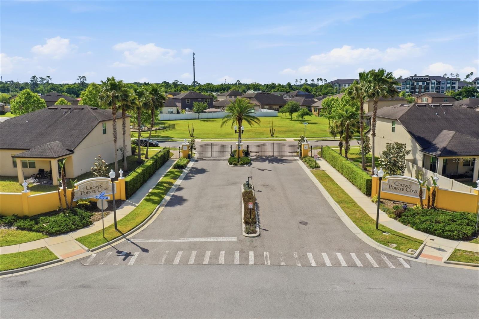 CROWN POINTE COVE - Residential