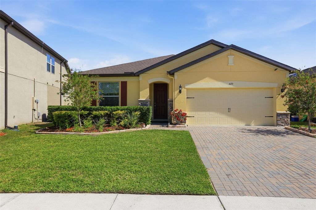 Photo of 1670 Regal River Circle, Ocoee, FL 34761 (MLS # O6401939)