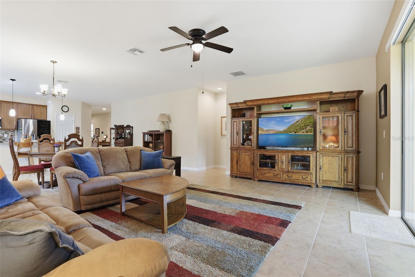 CROWN POINTE COVE - Residential