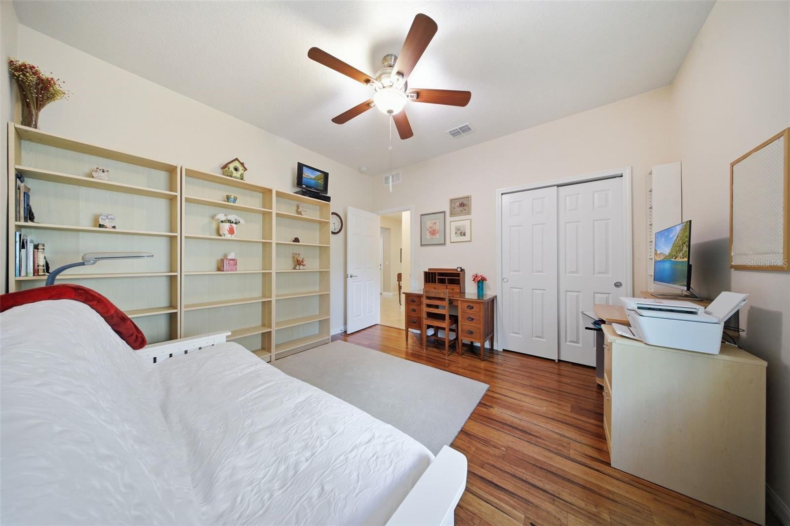 CROWN POINTE COVE - Residential