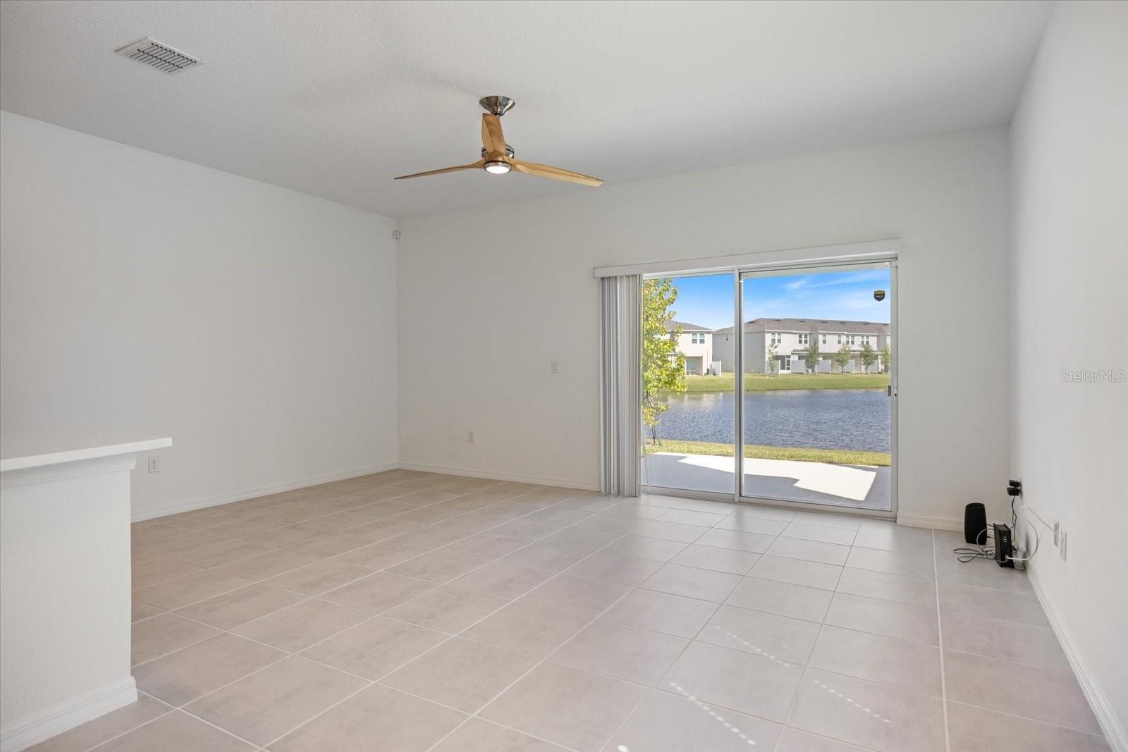 ARTISAN LAKES EDGESTONE NORTH PH I & II - Residential Lease