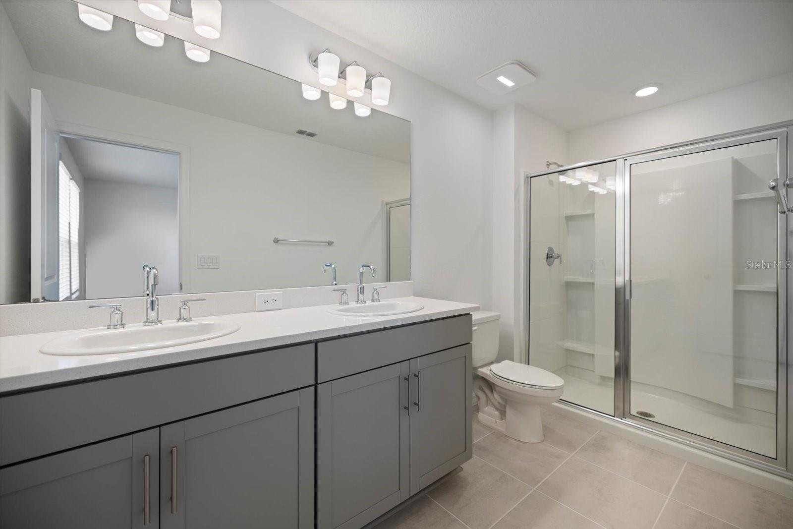 ARTISAN LAKES EDGESTONE NORTH PH I & II - Residential Lease