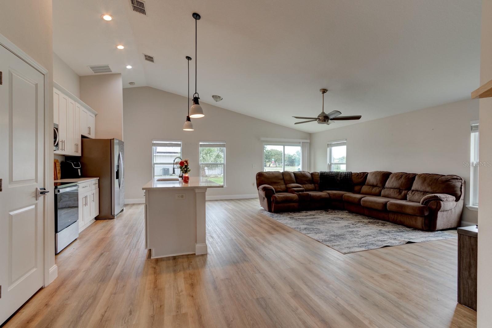 DELTONA - Residential