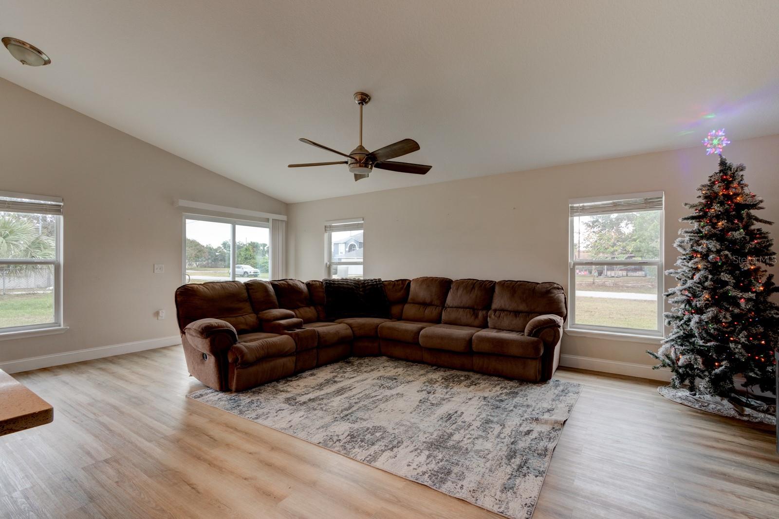 DELTONA - Residential