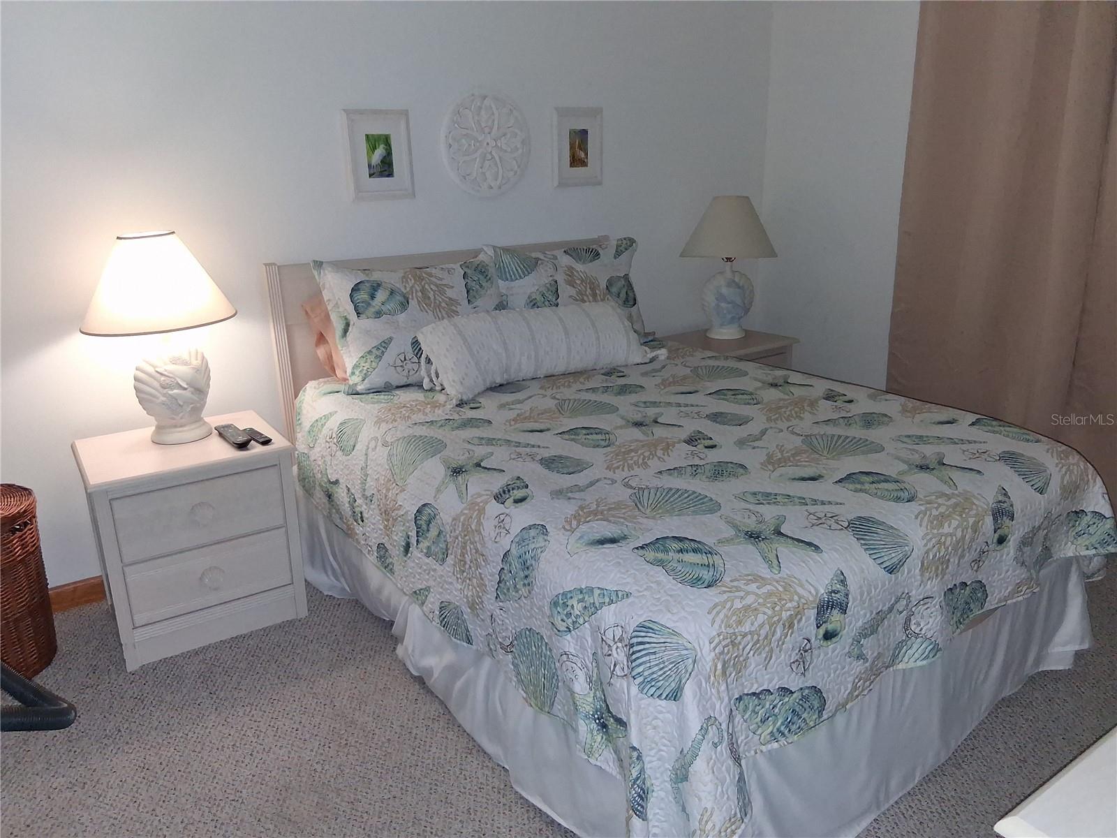 HOLIDAY VILLAS 2 CONDO - Residential