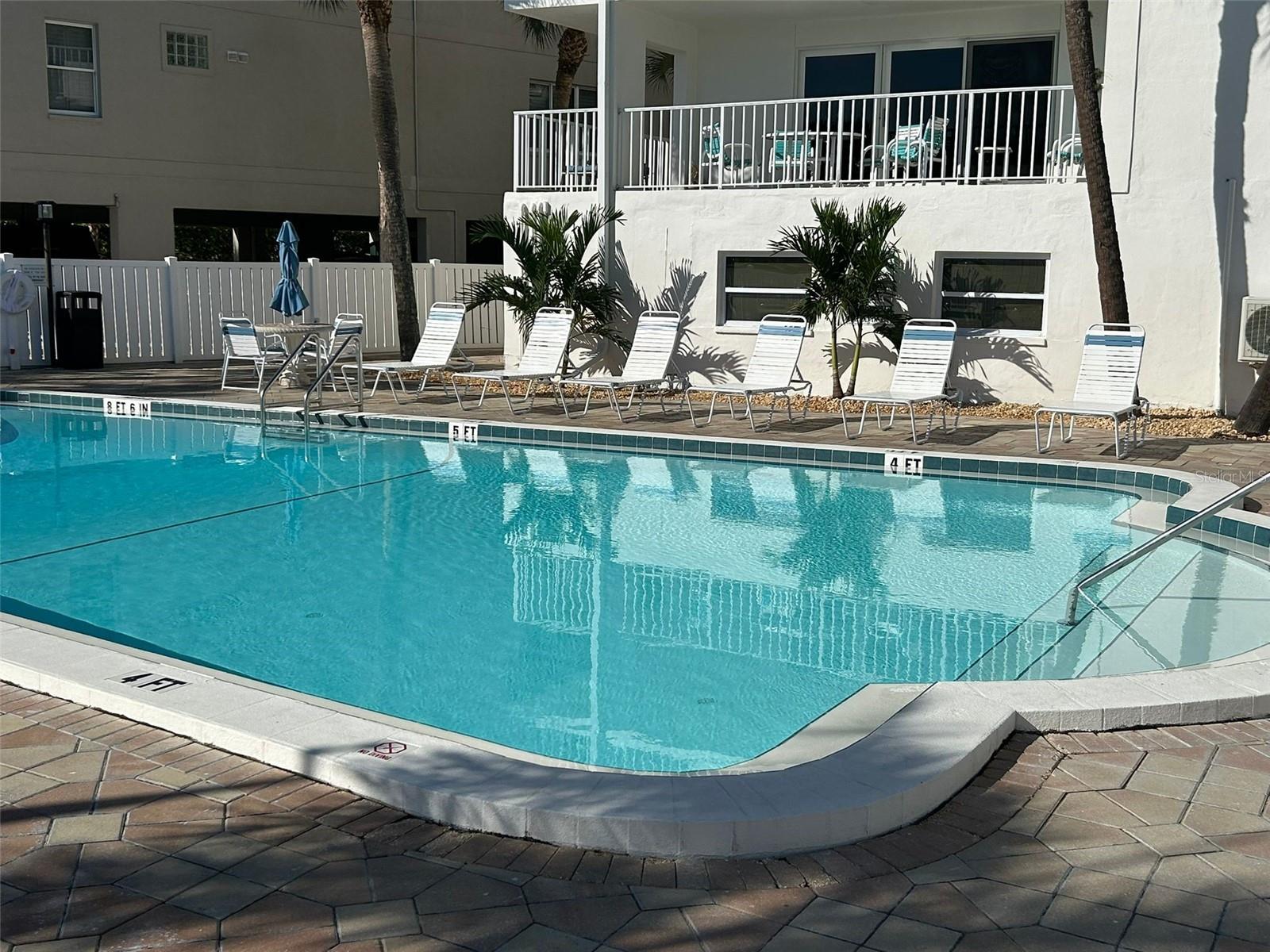 HOLIDAY VILLAS 2 CONDO - Residential