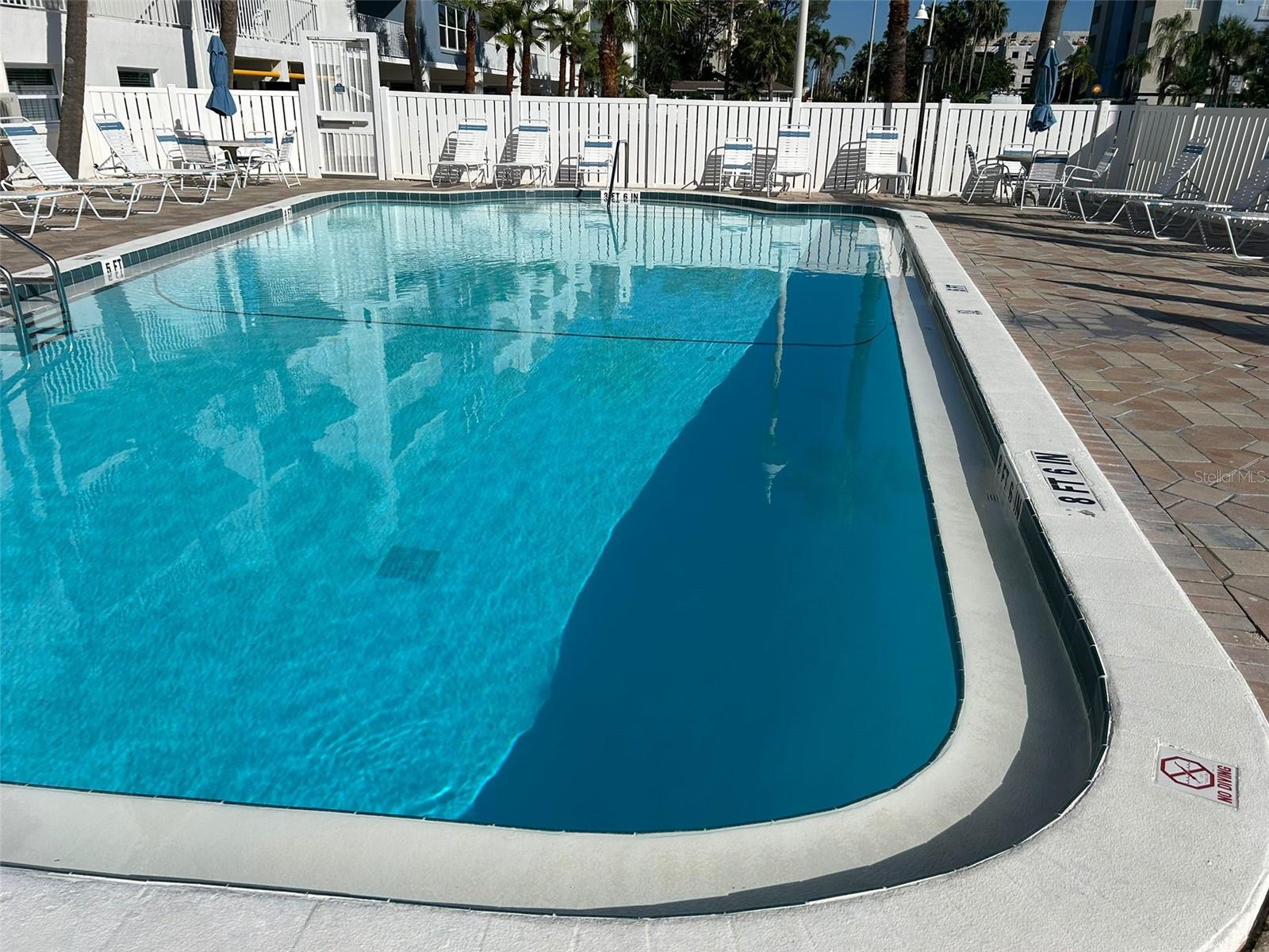 HOLIDAY VILLAS 2 CONDO - Residential