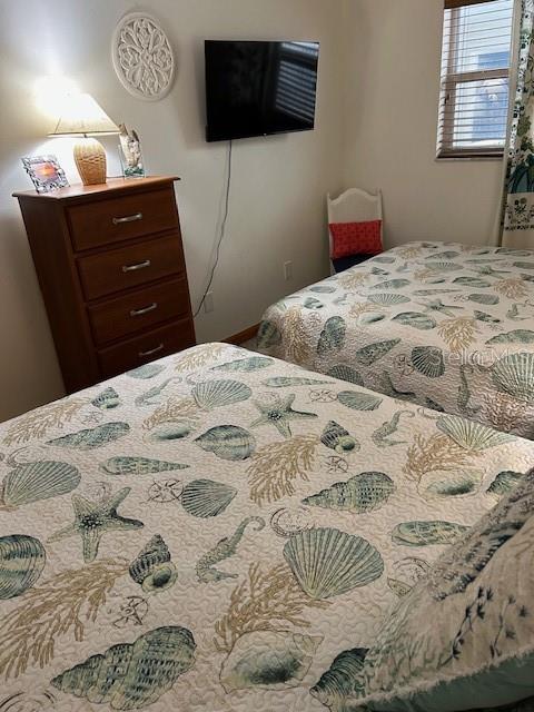 HOLIDAY VILLAS 2 CONDO - Residential