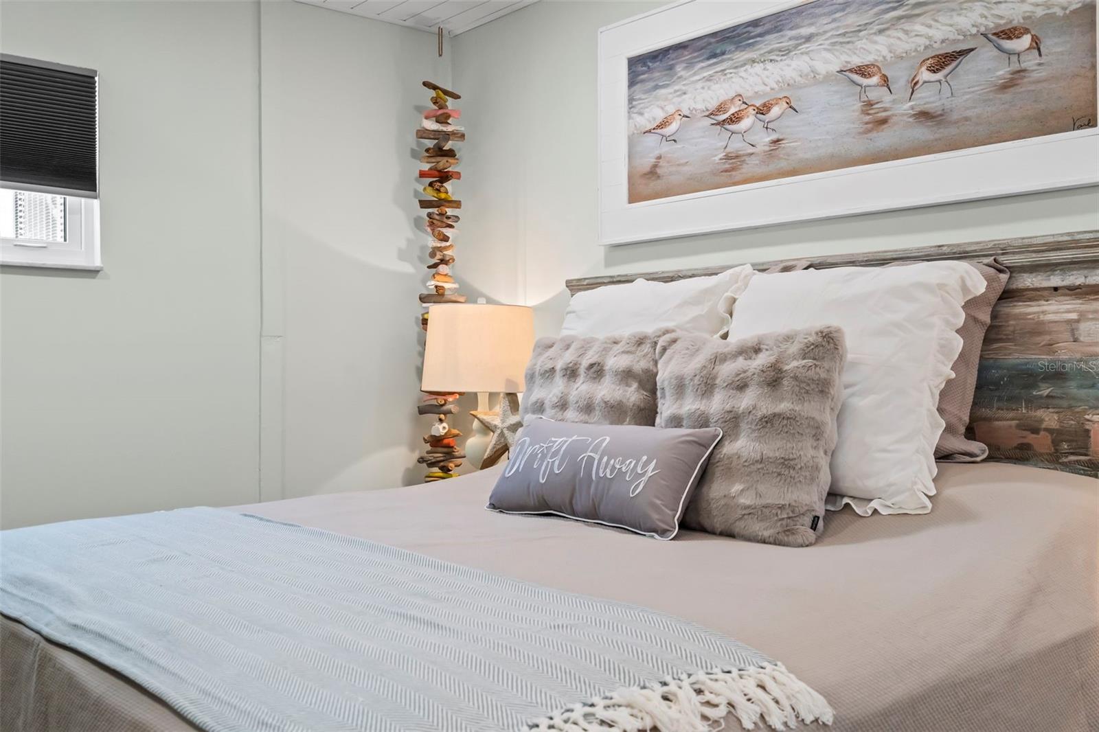 ENGLEWOOD SHORES - Residential
