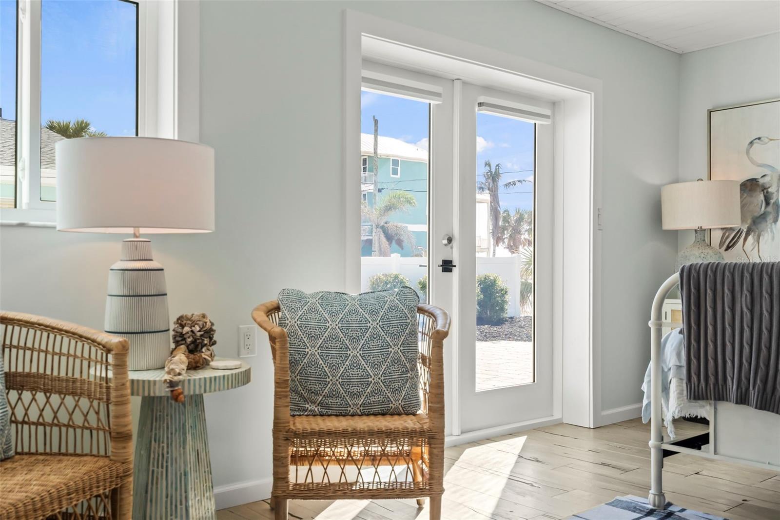 ENGLEWOOD SHORES - Residential