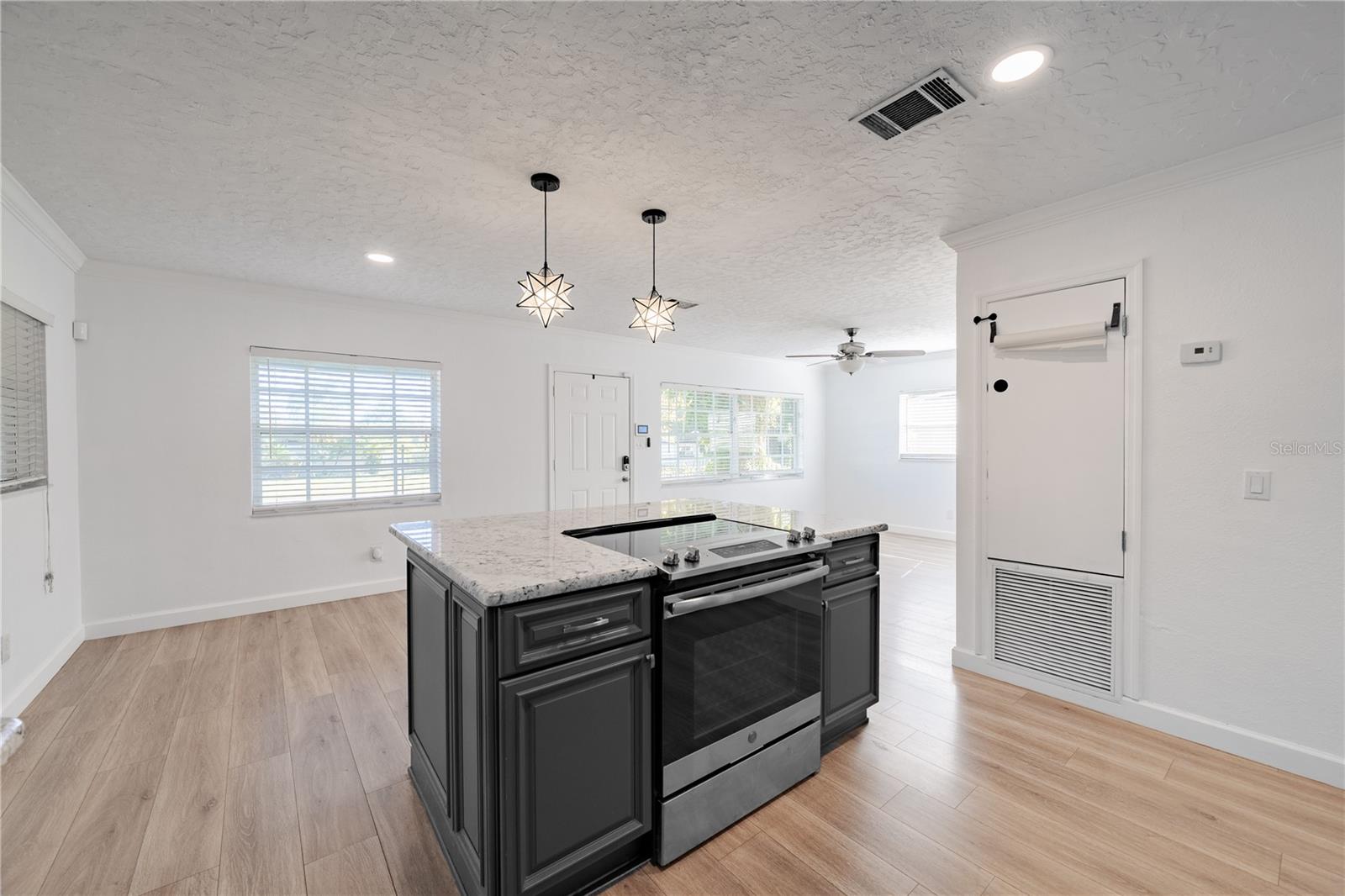 GOLFWOOD HEIGHTS - Residential