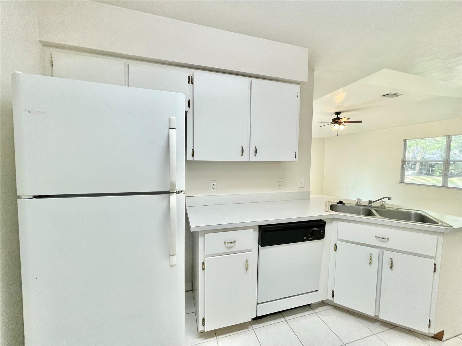 2527 NW 37TH PLACE
