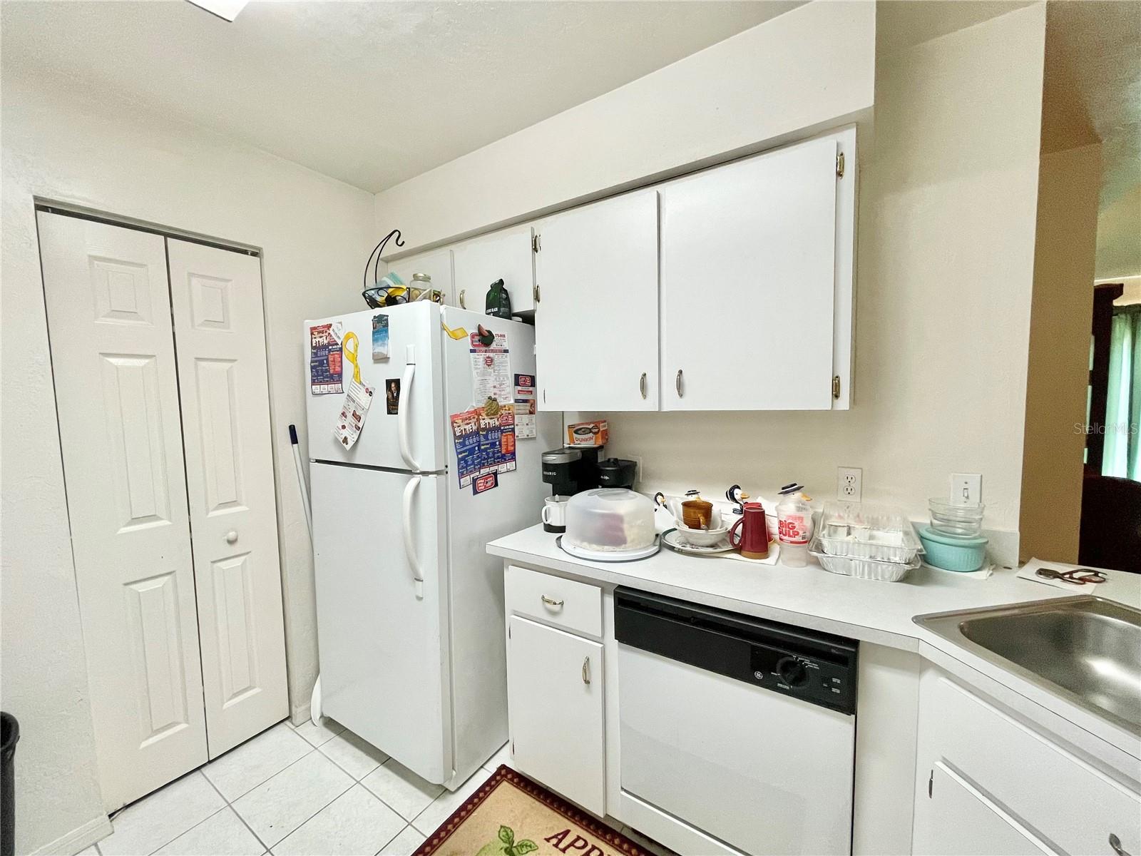 2527 NW 37TH PLACE