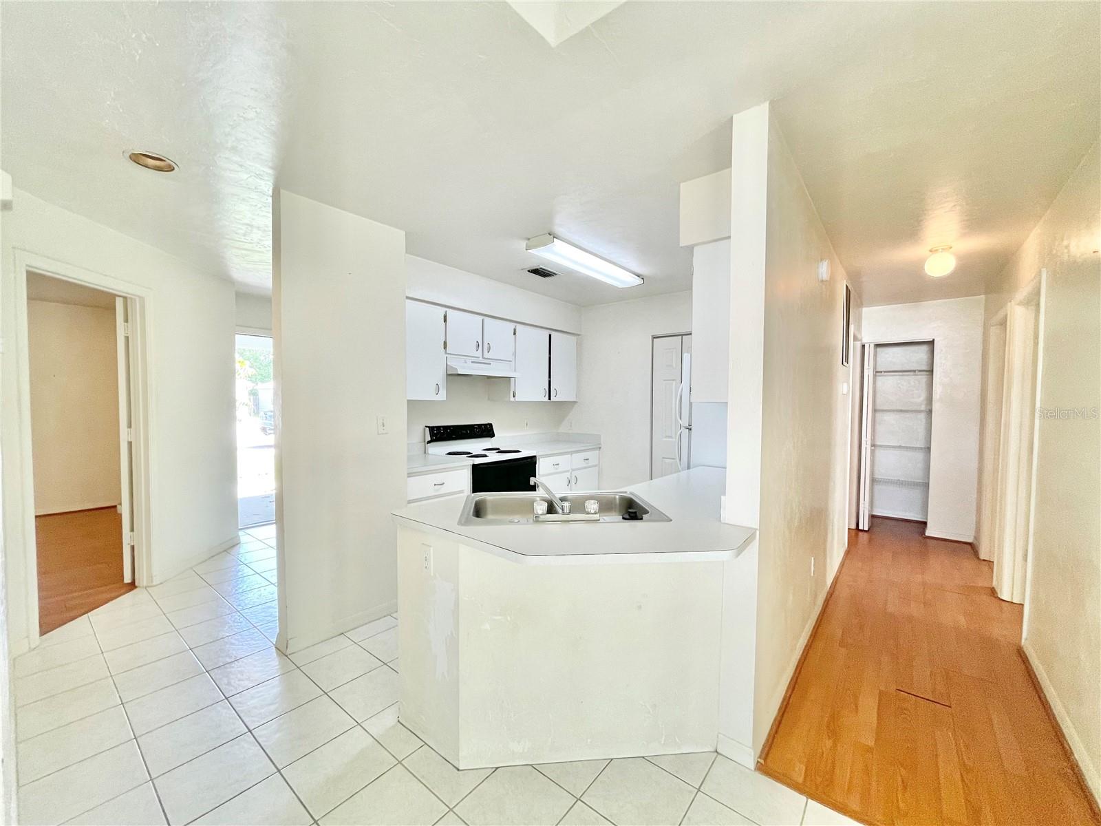 2527 NW 37TH PLACE