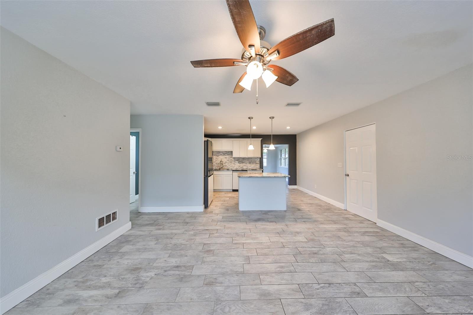 664 FREDERICA LANE