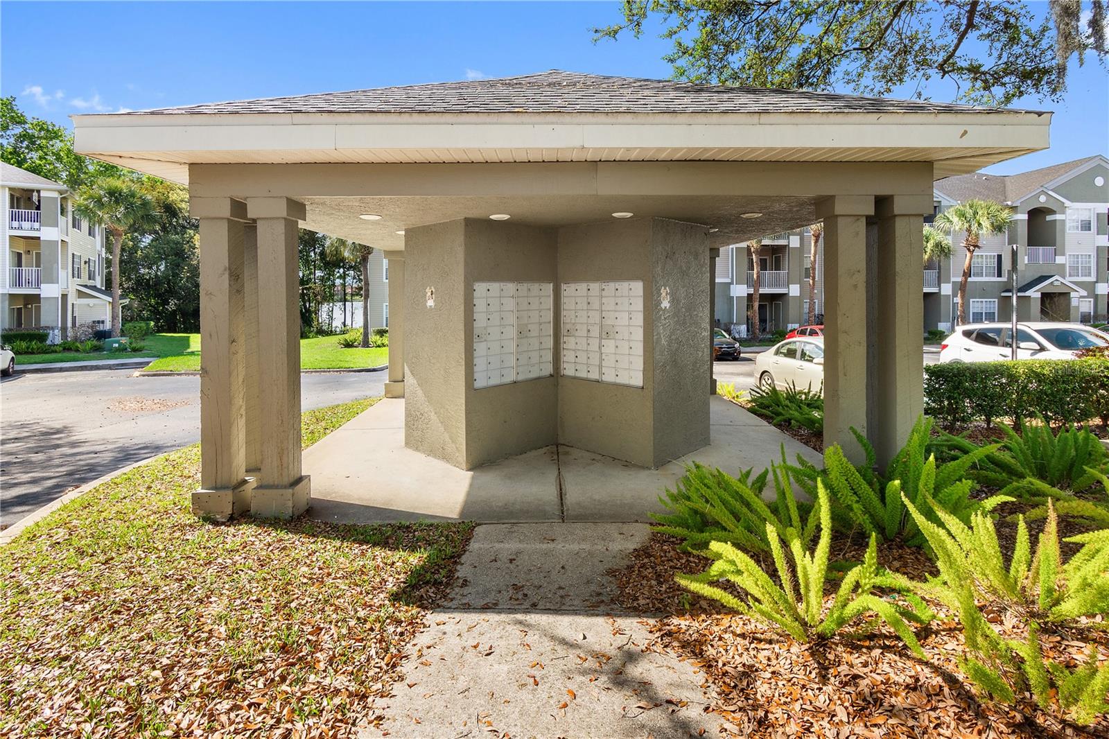 SUNSET LAKES CONDO - Residential