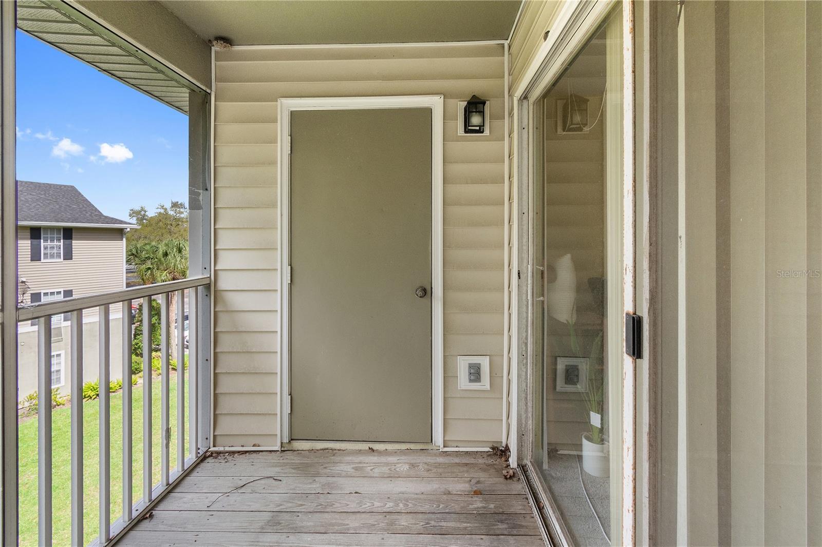 SUNSET LAKES CONDO - Residential