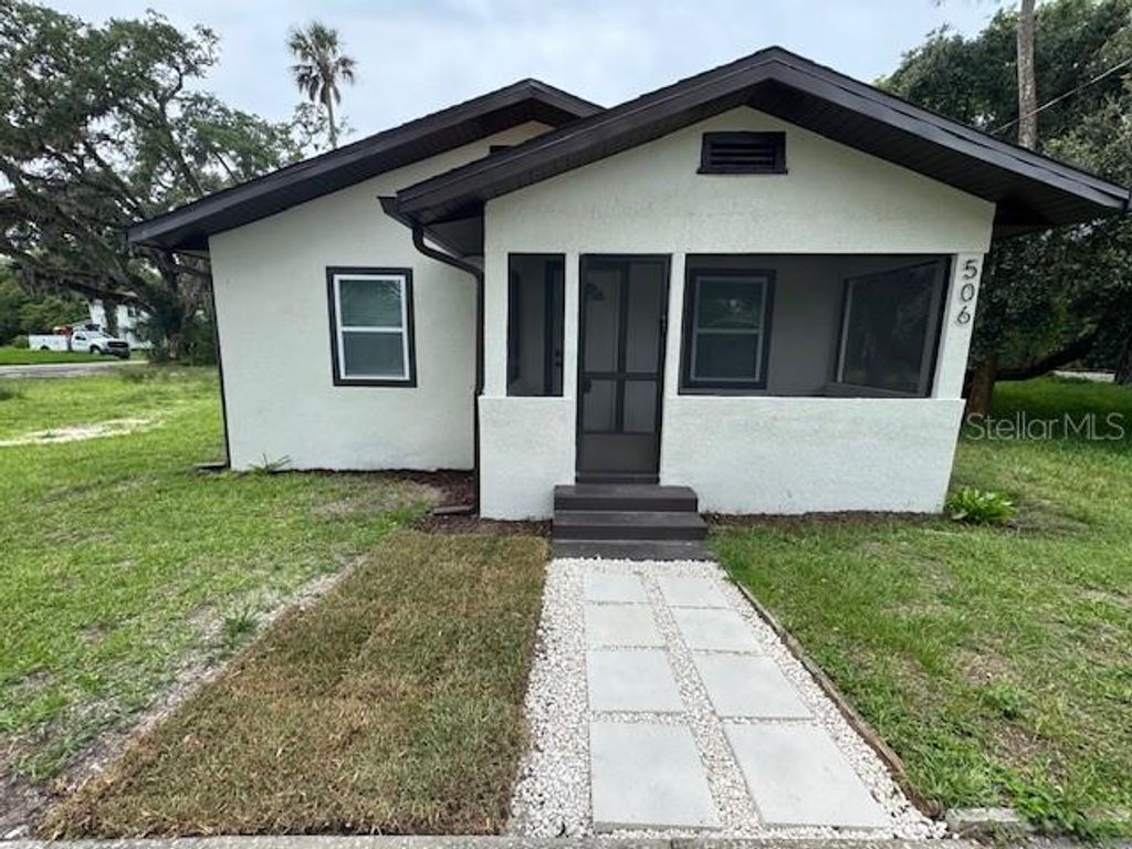 Photo of 506 South Street, Daytona Beach, FL 32114 (MLS # O6340867)