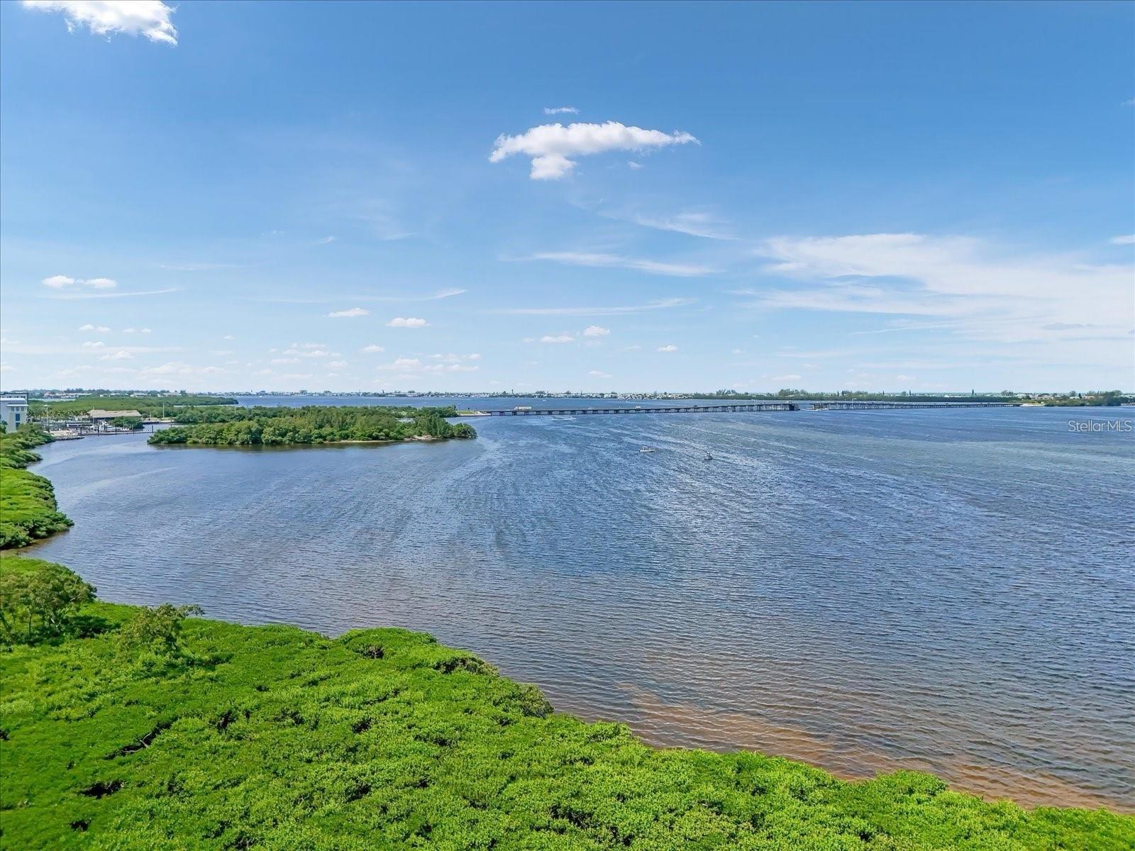 HARBOR SOUND - Residential