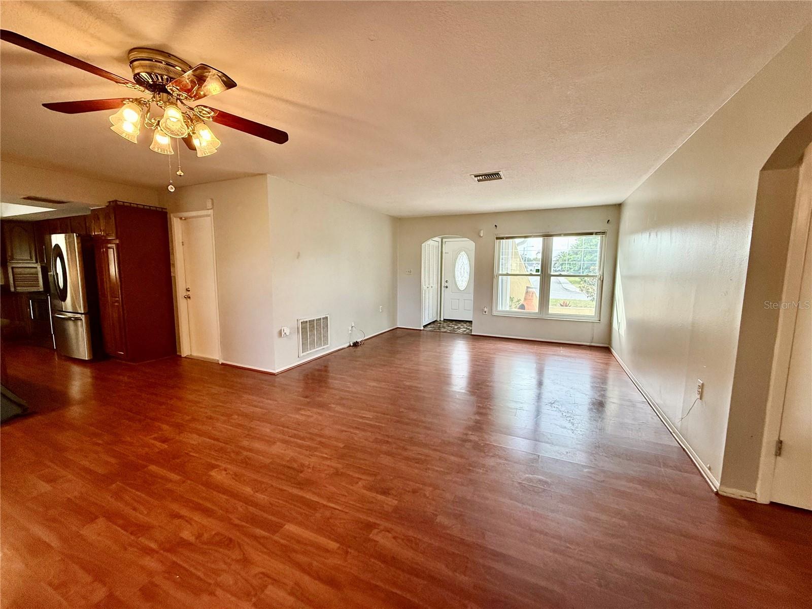 REGENCY PARK - Residential