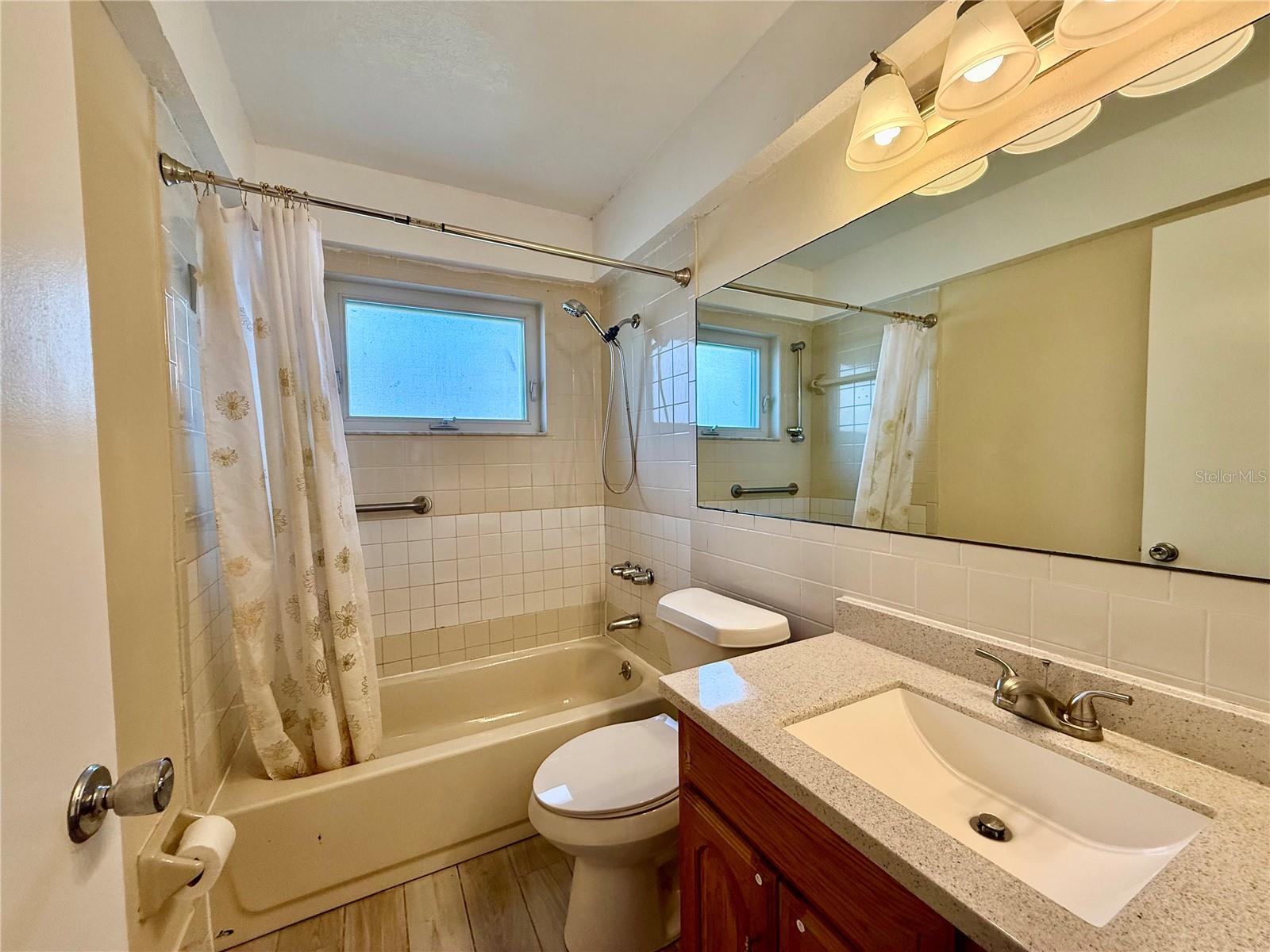 REGENCY PARK - Residential