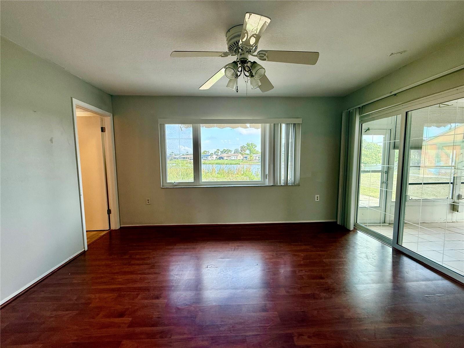 REGENCY PARK - Residential