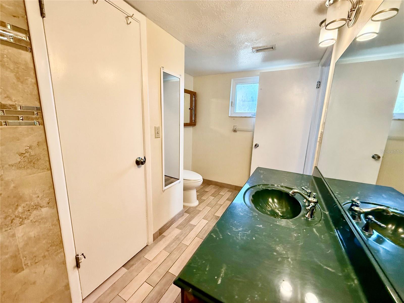 REGENCY PARK - Residential