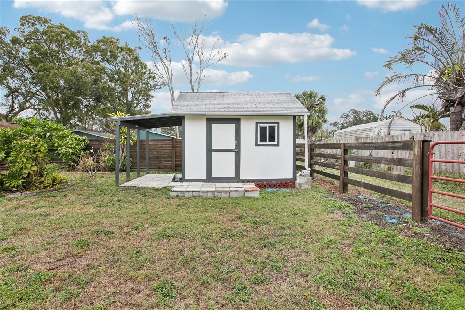 NORTH ST PETERSBURG - Residential