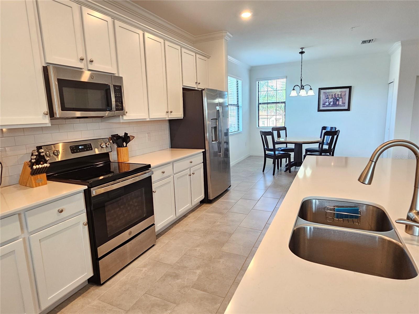TARFLOWER 2/SARASOTA NATIONAL - Residential Lease