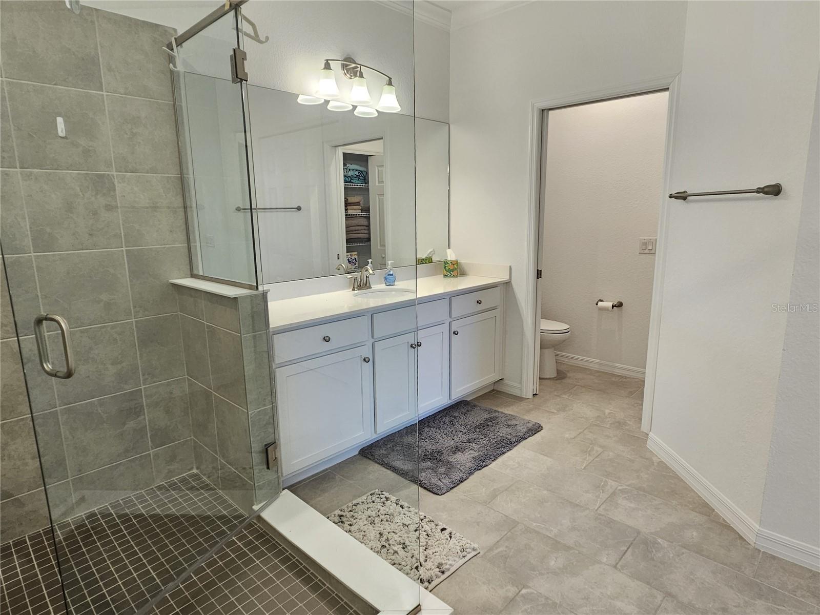 TARFLOWER 2/SARASOTA NATIONAL - Residential Lease