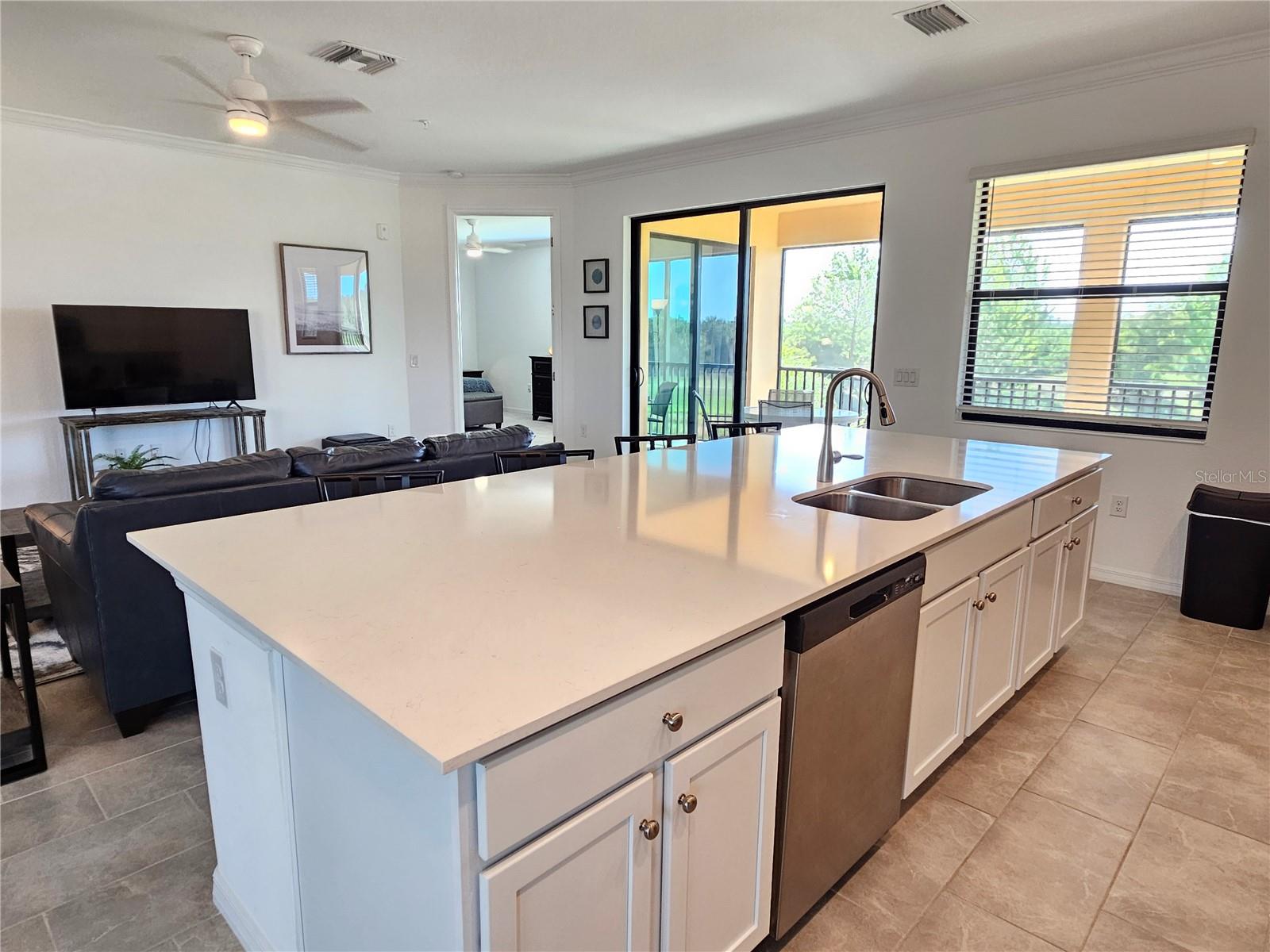TARFLOWER 2/SARASOTA NATIONAL - Residential Lease