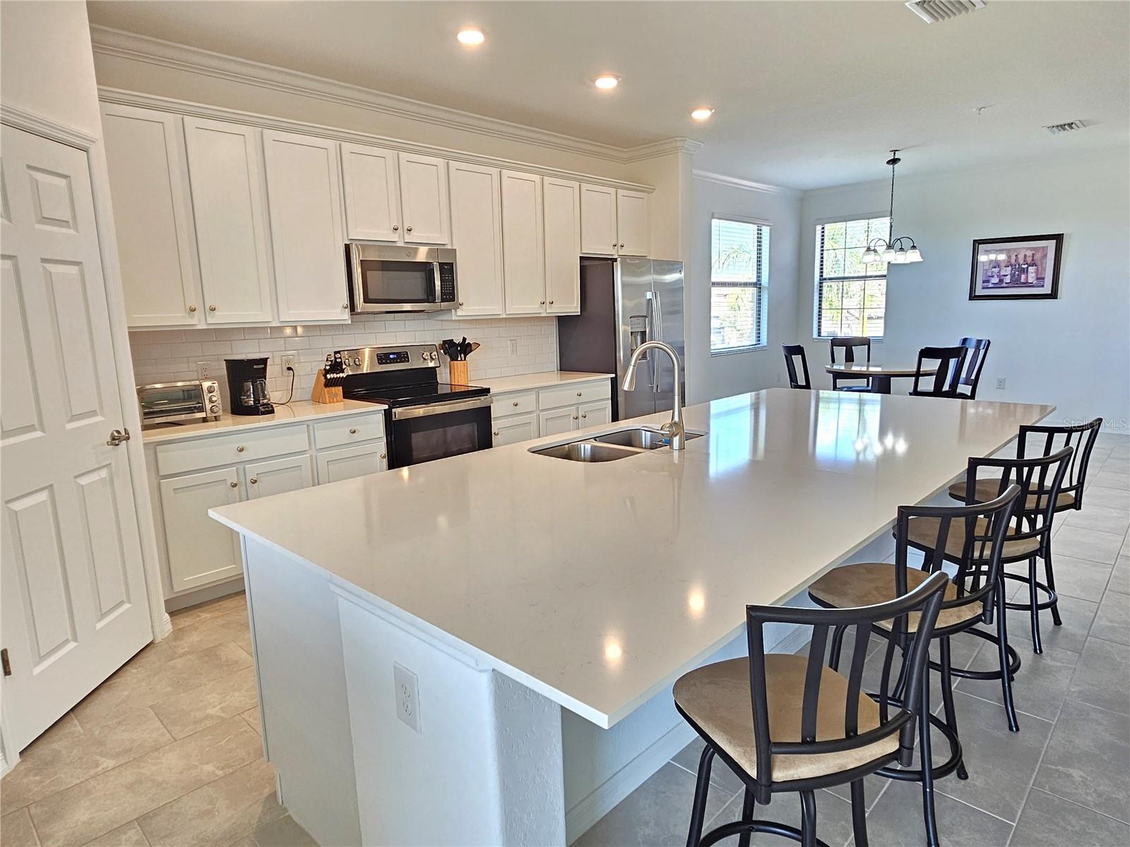 TARFLOWER 2/SARASOTA NATIONAL - Residential Lease