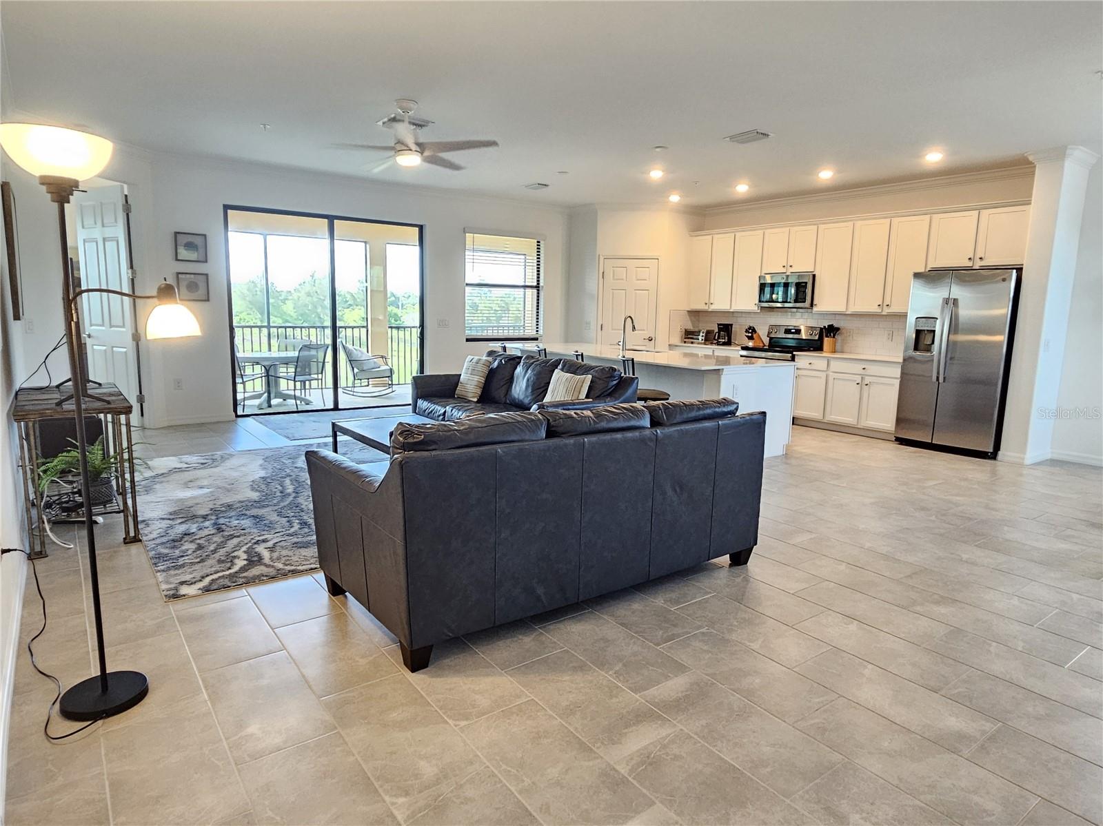 TARFLOWER 2/SARASOTA NATIONAL - Residential Lease