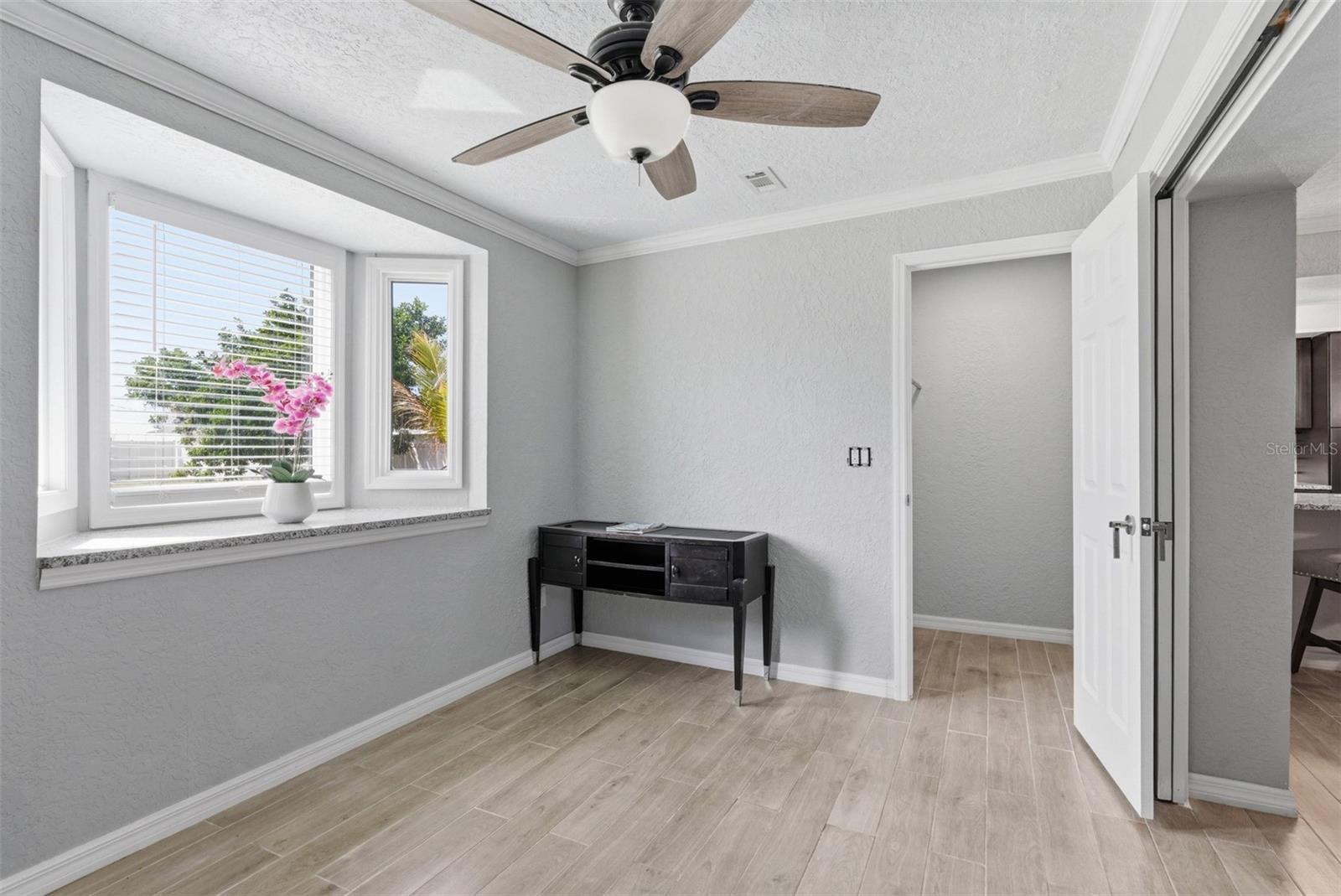 SOUTH VENICE UNIT 28 - Residential