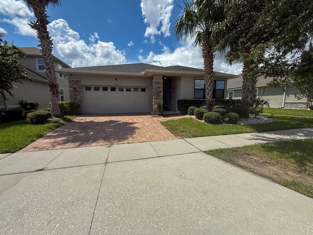 Photo of 2524 Fontaine Drive, Kissimmee, FL 34741 (MLS # S5156409)