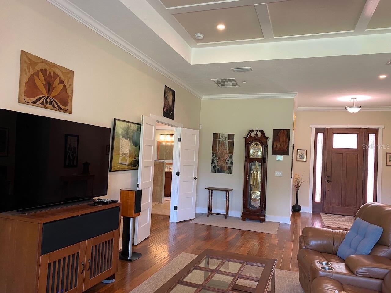 LEXINGTON PLACE - Residential