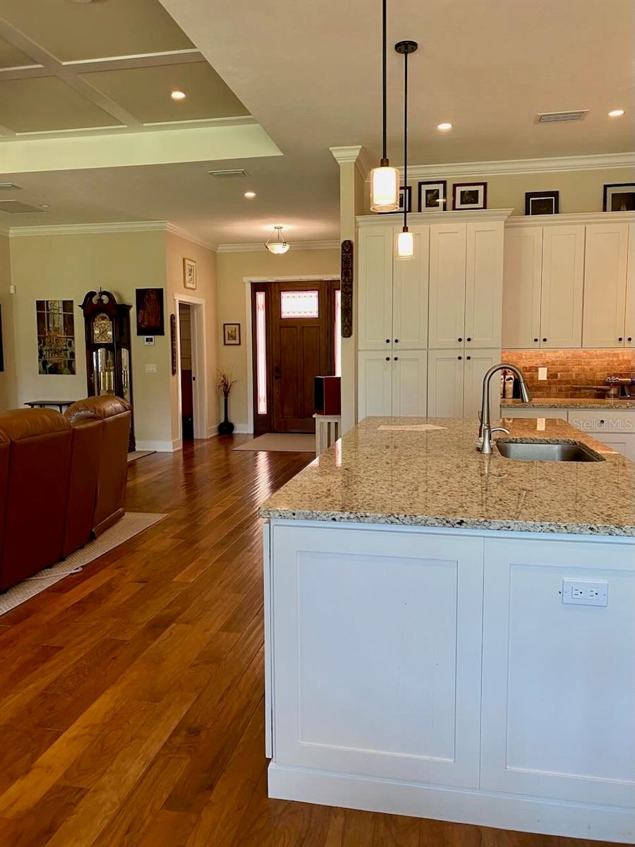 LEXINGTON PLACE - Residential