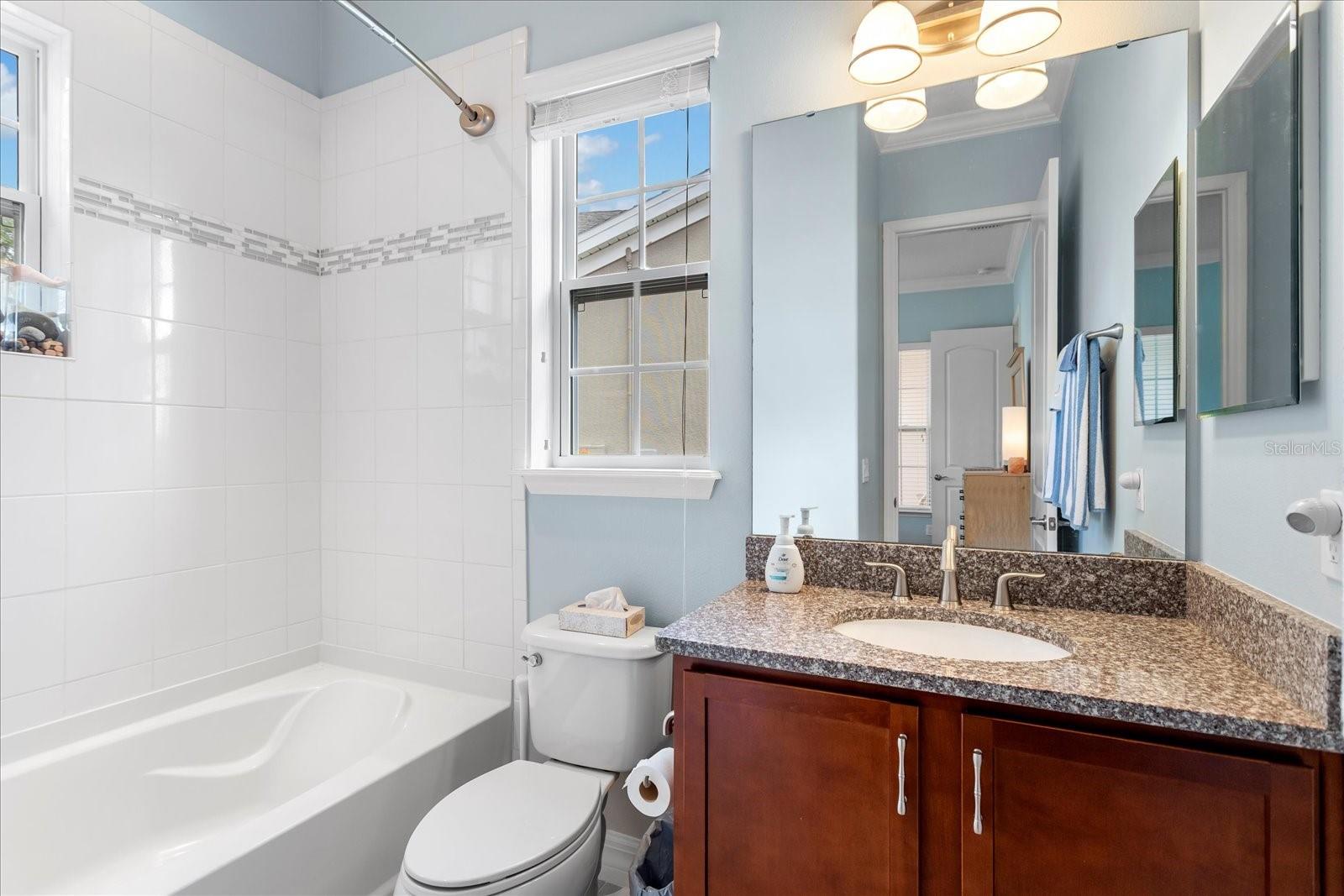 CASCADES OF GROVELAND (TRILOGY) - Residential