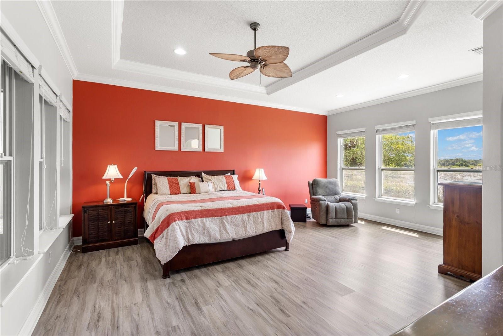 CASCADES OF GROVELAND (TRILOGY) - Residential