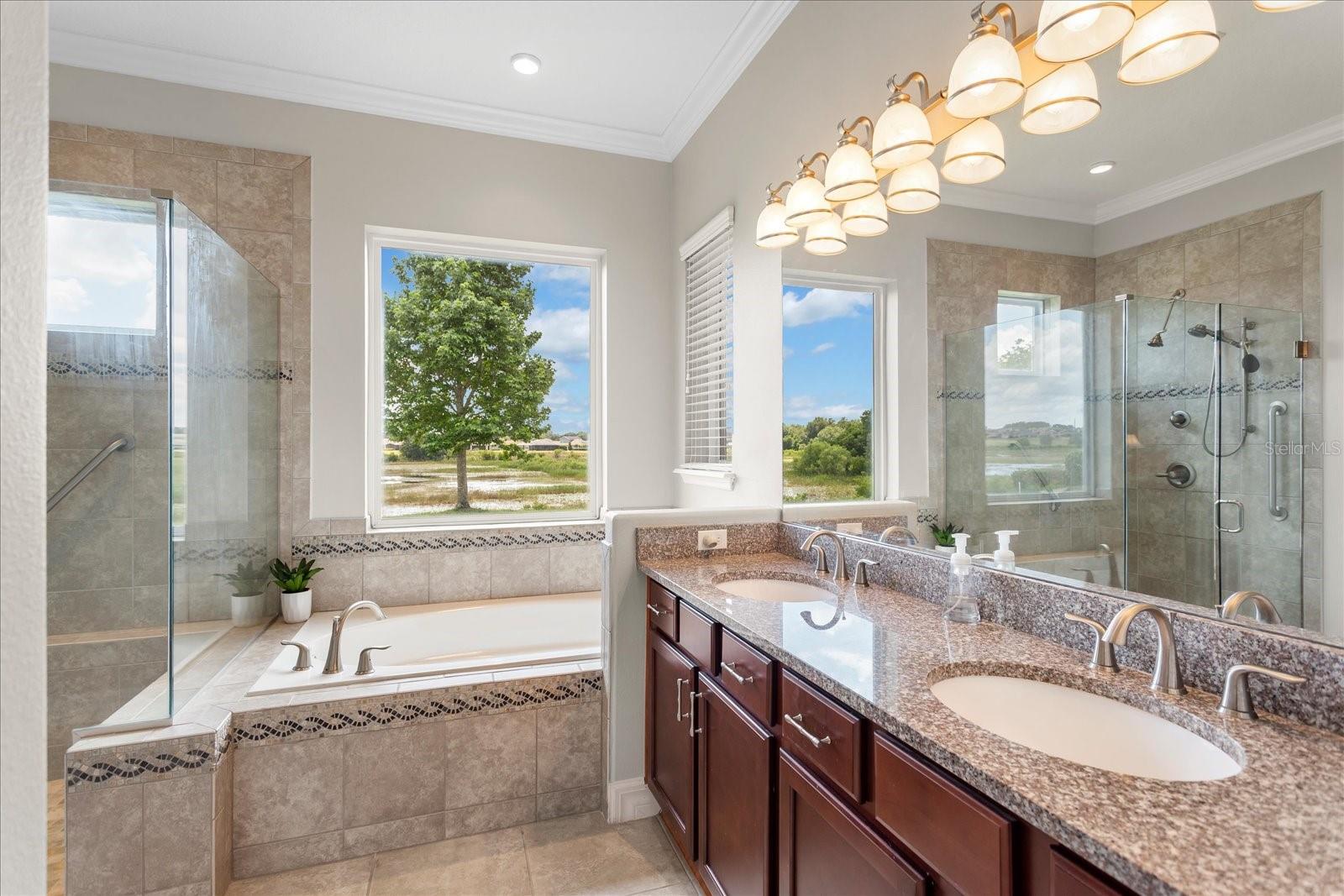 CASCADES OF GROVELAND (TRILOGY) - Residential