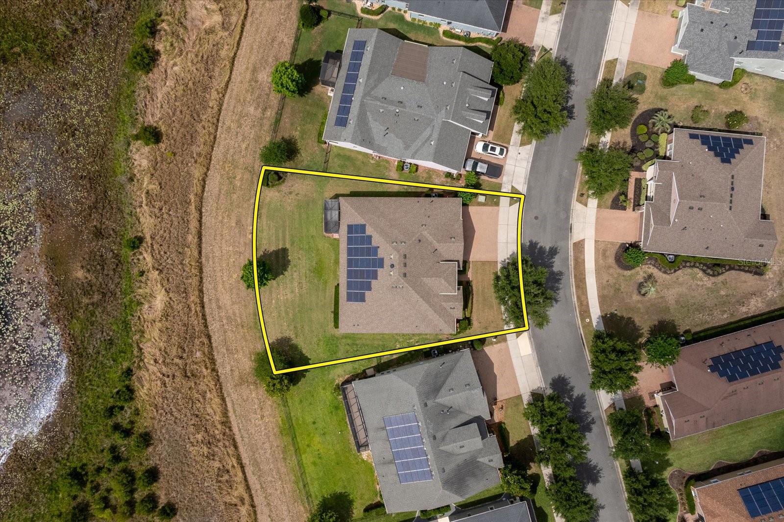 CASCADES OF GROVELAND (TRILOGY) - Residential