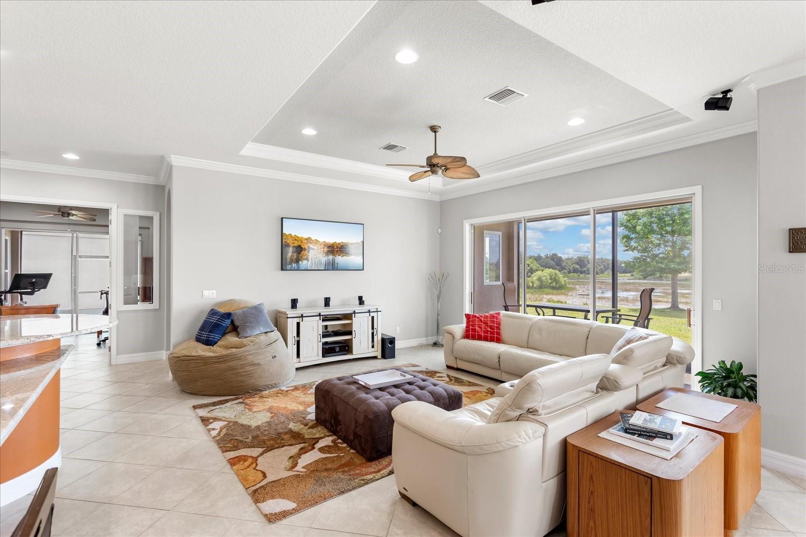 CASCADES OF GROVELAND (TRILOGY) - Residential