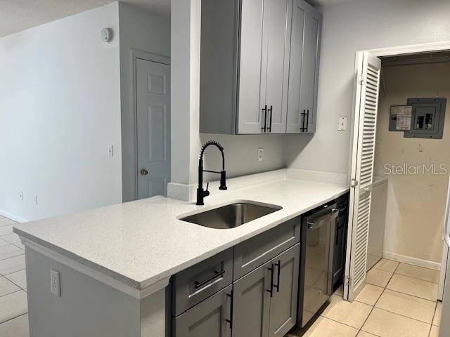 SUNERT LAKE - Residential Lease